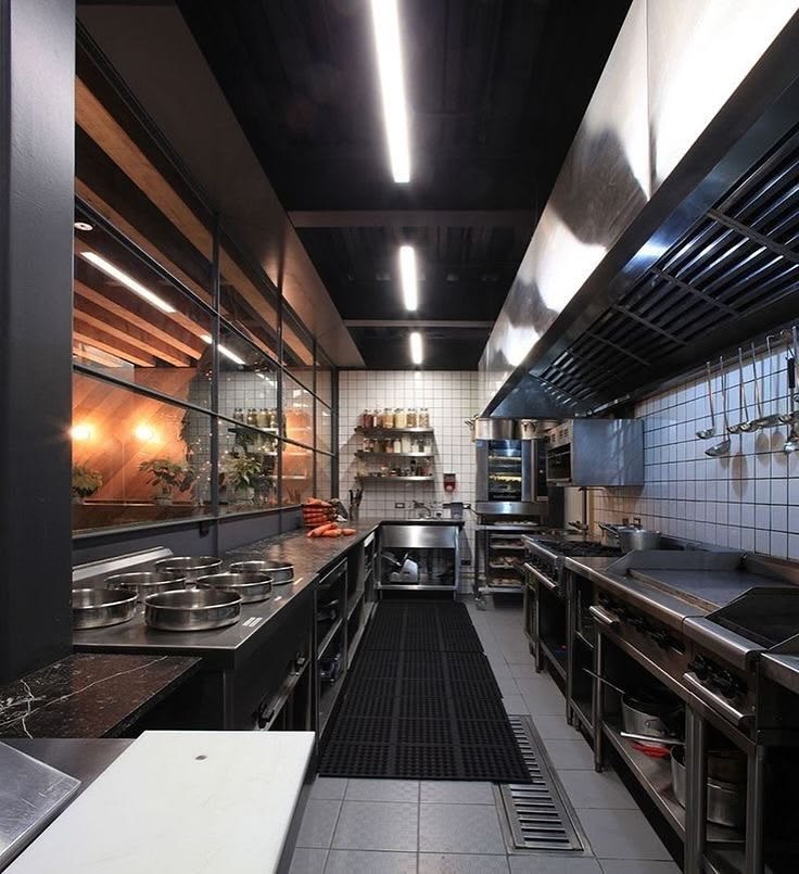 Hotel and Restaurant Kitchen Setup Manufacturer in Ghaziabad